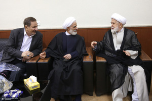 دیدار مهدی کروبی با سید حسن خمینی و جمعی از فعالان سیاسی