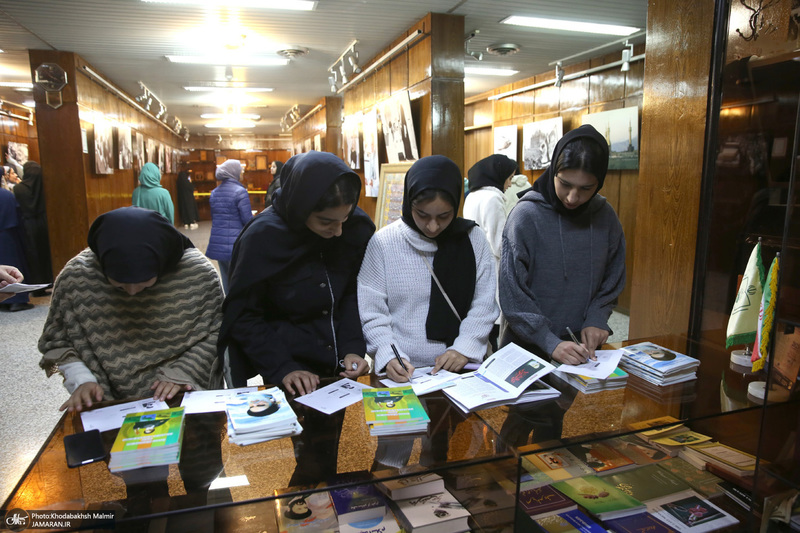 بازدید جمعی از دانشجویان خارجی دانشگاه تهران از جماران