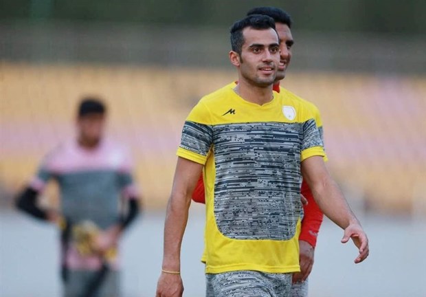 بازیکن نفت مسجد سلیمان به بازی با استقلال نمی رسد