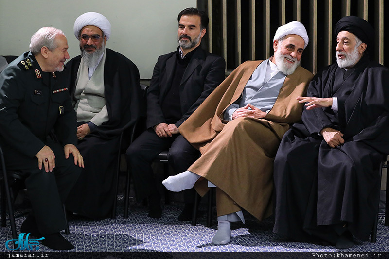 دیدار مسئولان نظام و میهمانان کنفرانس وحدت اسلامى با رهبر معظم انقلاب