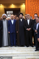 تجدید میثاق رئیس و جمعی از نمایندگان مجلس شورای اسلامی با آرمان‌های امام خمینی(س)-2