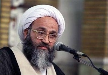 امام جمعه موقت اهواز:جلوگیری از انتقال آب تنها راه مقابله با ریزگردهاست