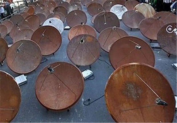 واکنش سپاه به جمع‌آوری دیش‌های ماهواره: مراجعه‌کنندگان به خانه‌های مردم عوامل ضدانقلاب هستند