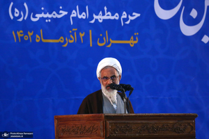 گردهمایی سراسری بسیج دانشجویی و طلاب در حرم مطهر امام خمینی (س) - 2