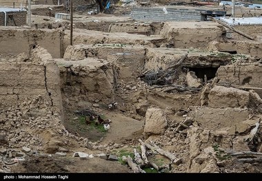 پس لرزه‌ها در مناطق زلزله‌زده خراسان رضوی ادامه دارد  توزیع هزار بسته محصولات بهداشتی بین زلزله‌زدگان