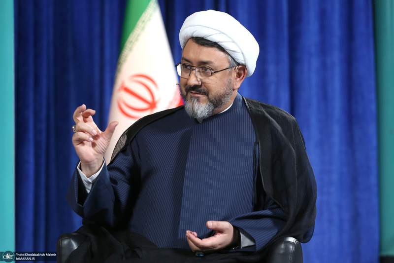 گفتگو با رئیس موسسه تنظیم و نشر آثار امام خمینی (س)  در حسینیه جماران