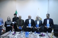 رونمایی از کتاب «سازمان های بین المللی اصول و چالش ها» در خانه اندیشمندان علوم انسانی با حضور ظریف (10)