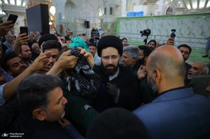 نماز ظهر و عصر روز ارتحال امام در حرم امام خمینی