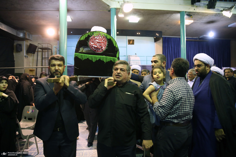مراسم تشییع مرحوم آیت الله آقای حاج شیخ حسین هاشمیان در حسینیه جماران -2