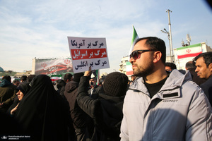 حضور سید حسن خمینی در اجتماع بزرگ مردم تهران