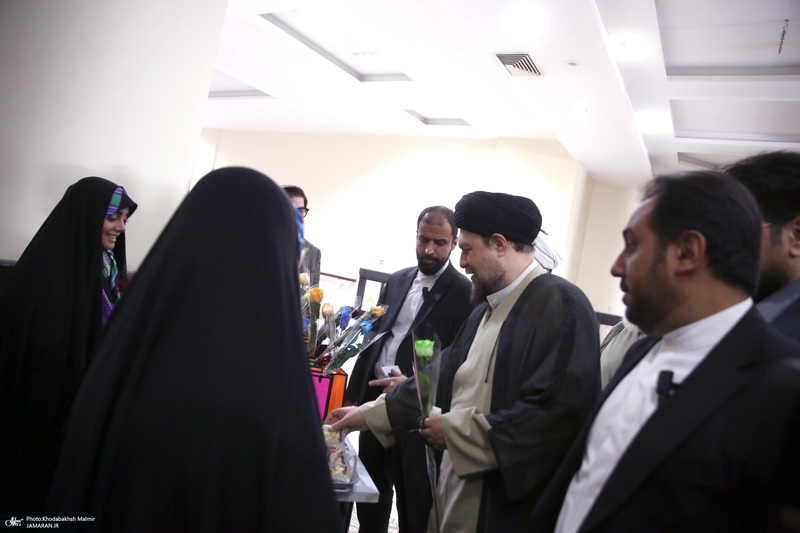 جشن میلاد امام رضا (ع) در حرم امام خمینی (س)