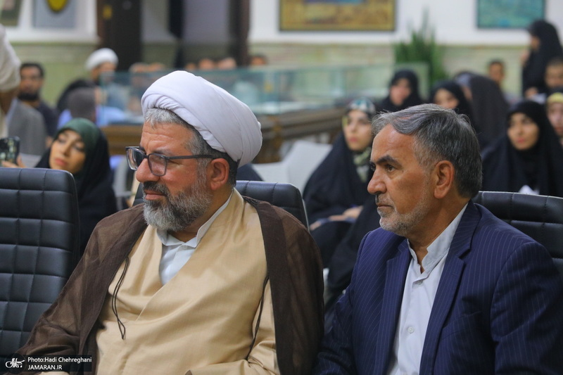 محفل ادبی با حضور استاد مجاهدی در مجتمع یادگار امام (س) قم