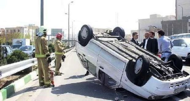 سه نفر در حادثه رانندگی کرمان مصدوم شدند