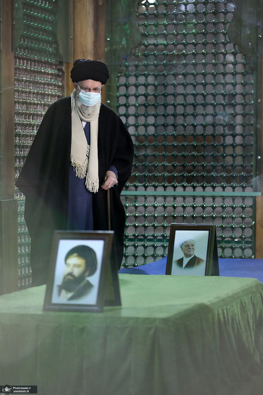 حضور رهبر معظم انقلاب در حرم مطهر حضرت امام خمینی(س)