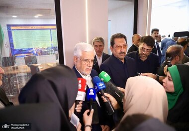 عارف: با عوامل حادثه انفجار بندر شهید رجایی در صورت خطا و قصور قطعاً برخورد خواهیم کرد/ باید به توقعات و سوالات مردم در خصوص علل حادثه بندر شهید رجایی پاسخ دهیم/ توسعه صادرات به ویژه با کشورهای هدف از راهبردهای مهم دولت چهاردهم است