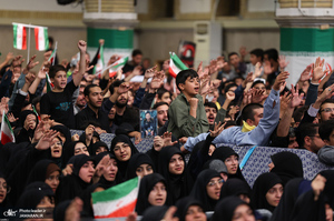 دیدار دانش‌آموزان و دانشجویان با رهبر معظم انقلاب