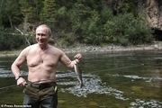 نظر پوتین در مورد عکس‌های بدون لباسش!