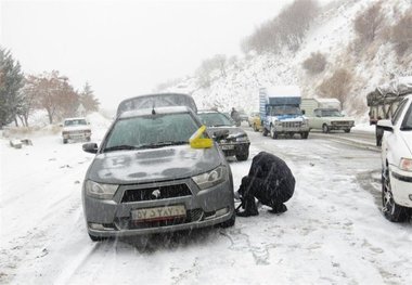 لغزندگی در محور هراز  داشتن زنجیر چرخ الزامی است