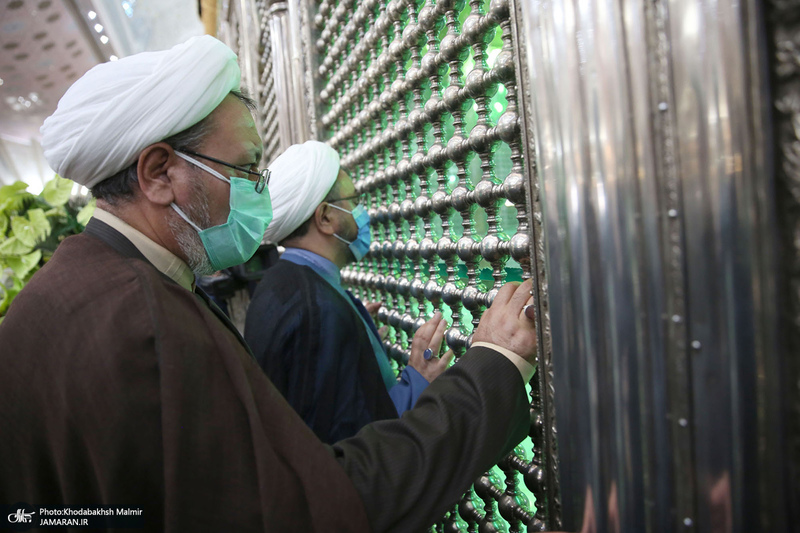 تجدید میثاق سرپرست و کارکنان موسسه تنظیم و نشر آثار امام خمینی(س) با آرمان های بنیانگذار جمهوری اسلامی