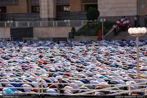 اقامه نماز عید فطر به امامت رهبر معظم انقلاب