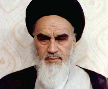 الإمام الخمینی مدافع عن الشرائح المظلومة