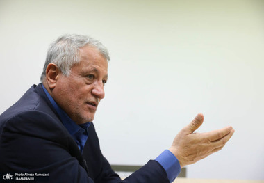 واکنش محسن هاشمی به اظهارات سرلشکر رحیم صفوی در مورد مرگ در استخر!