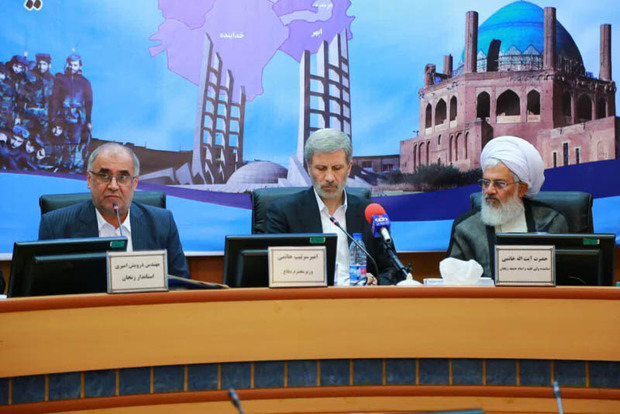 ایران تسلیم فشارهای دشمنان نمی شود