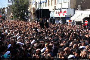 عزاداری آیت الله العظمی وحید خراسانی در سالروز شهادت حضرت فاطمه(س) 