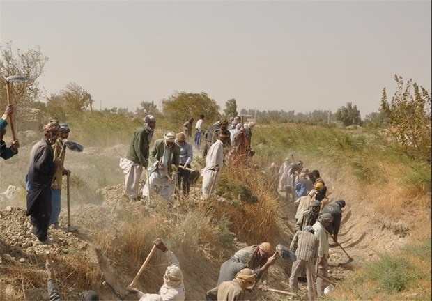 لایروبی انهار سیستان با اعتبار35 میلیارد ریال در حال انجام است