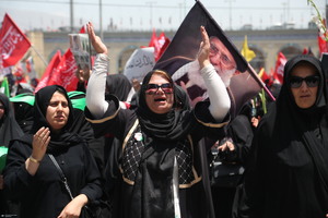 مراسم وداع با رهبر شهید انقلاب در مصلی تهران
