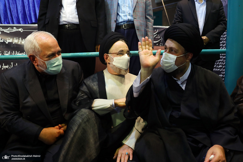 مراسم وداع با پیکر حجت الاسلام و المسلمین سید محمود دعایی در حسینیه جماران -3