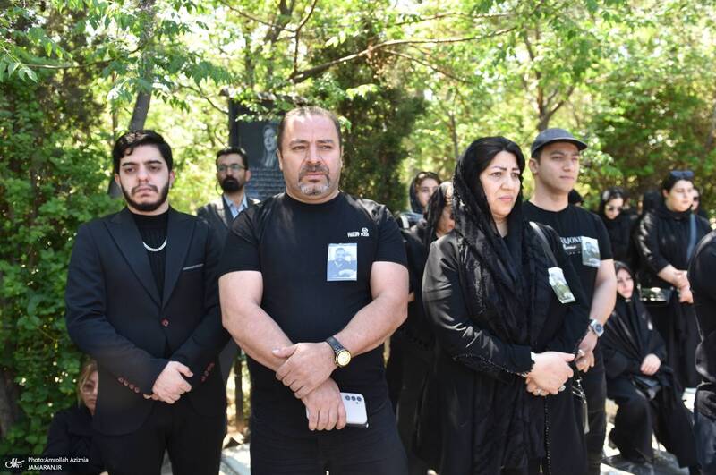 مراسم چهلمین روز درگذشت حمید هیراد در بهشت زهرا