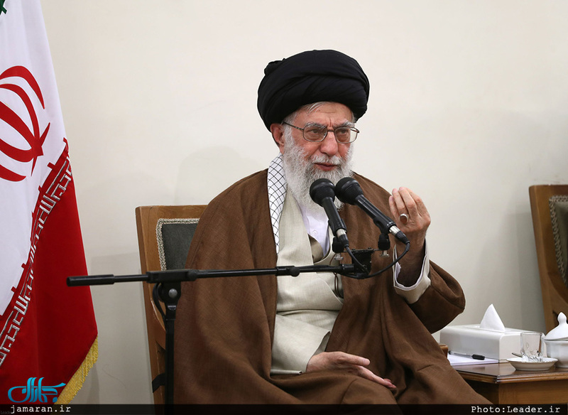 دیدار دست‌اندرکاران کنگره بزرگداشت آیت‌الله مصطفی خمینی(ره) با رهبر معظم انقلاب 