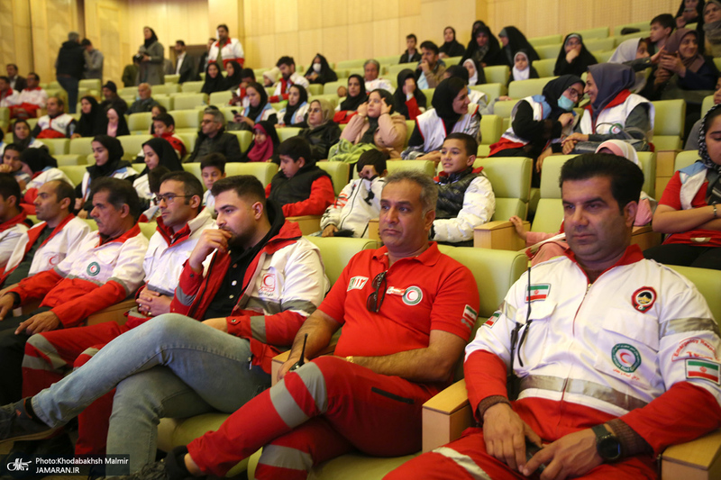 همایش جوانان هلال احمر استان مرکزی در بیت تاریخی حضرت امام