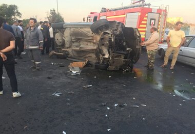 سقوط پژو پرشیا از روی پل در جاده تبریز- آذر شهر