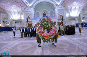 تجدید میثاق فرماندار و معی از کارکنان شهرقدس با آرمان های حضرت امام(س)