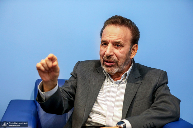 محمود واعظی: پس‌گرفتن لایحه فضای مجازی نشانه شجاعت پزشکیان و شنیدن صدای مردم بود/ اقدام دولت باعث می‌شود مردم بدانند رئیس جمهوری دارند که حتی اگر خودشان تصمیمی گرفته باشند و مشکلی در آن وجود داشته باشد، شجاعت و جسارت اصلاح آن را دارد