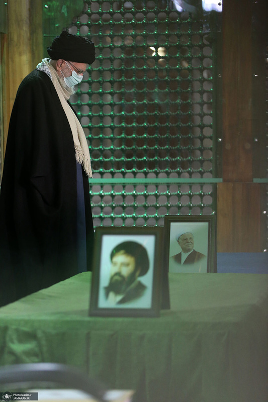 حضور رهبر معظم انقلاب در حرم مطهر حضرت امام خمینی(س)