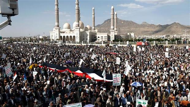 تظاهرات هزاران یمنی علیه ترامپ + تصاویر

