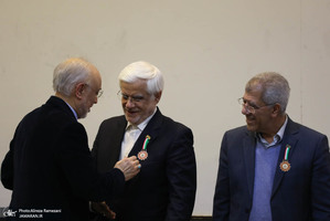 مراسم استاد ممتازی دانشگاه صنعتی شریف با حضور عارف