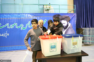 حضور دکتر علی کمساری در  انتخابات مجلس شورای اسلامی و مجلس خبرگان رهبری