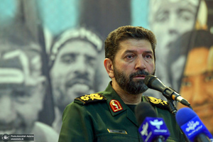 تشییع پیکر مطهر 18 شهید گمنام دفاع مقدس در حرم امام خمینی