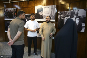 بازدید جمعی از دانشجویان کشور عراق از بیت امام خمینی درجماران
