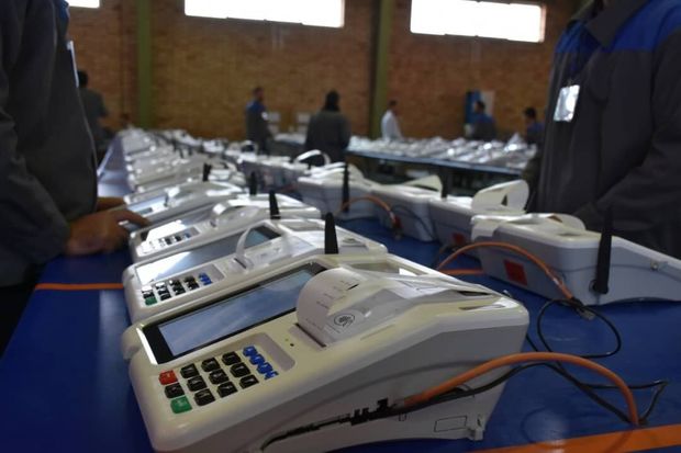 دستگاه های احراز هویت الکترونیکی انتخابات  کشور فعال شد