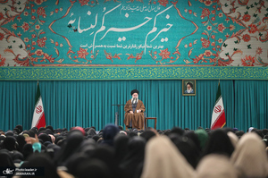 دیدار هزاران نفر از زنان و دختران با رهبر معظم انقلاب