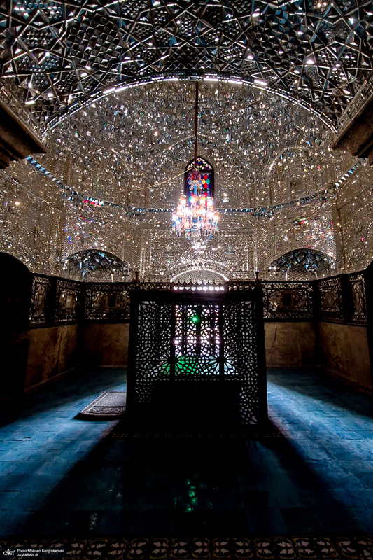 سر قبر آقا؛ گنبدی فیروزه ای در دل تهران قدیم