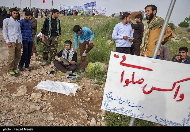 بیش از ۱۰۰ خادم شهدا در یادمان شهدای بازی دراز حضور می‌یابند