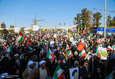 راهپیمایی باشکوه 22 بهمن در قم-1