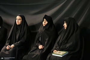 بازخوانی و تبیین ابعاد سیاسی و اجتماعی شادروان علیرضا آفریدون در حسینیه جماران