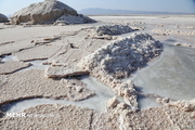 مجوزهای برداشت نمک در منطقه حوض سلطان قم بازنگری می‌شود